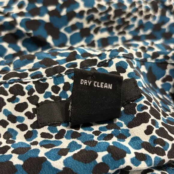 Alfani Petite 12P Silk Sleeveless Blouse Blue Black‎ Animal Print Ruffle Top - Picture 8 of 10